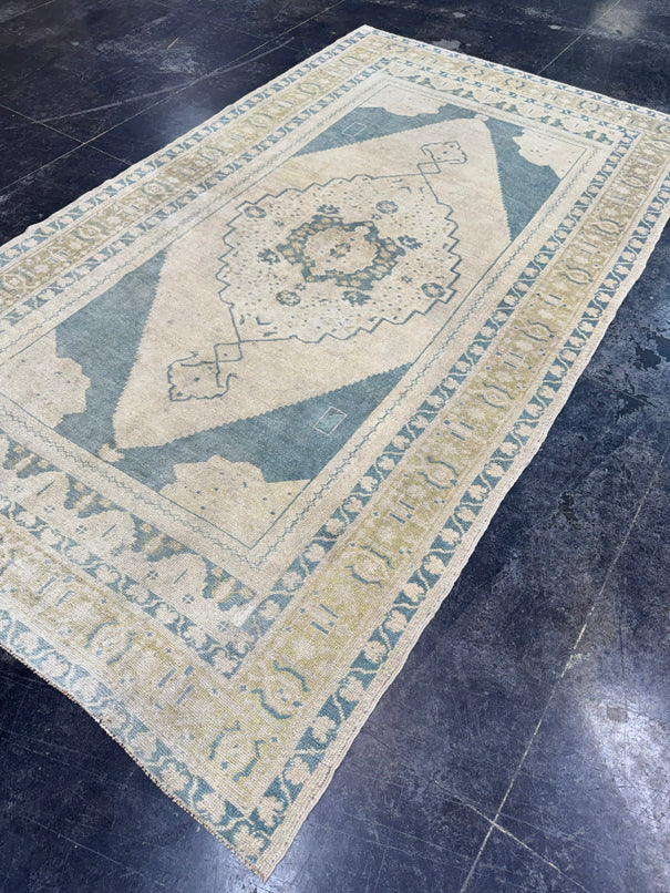 Turkish Vintage Rug 4'7'' x 7'11'' #13021
