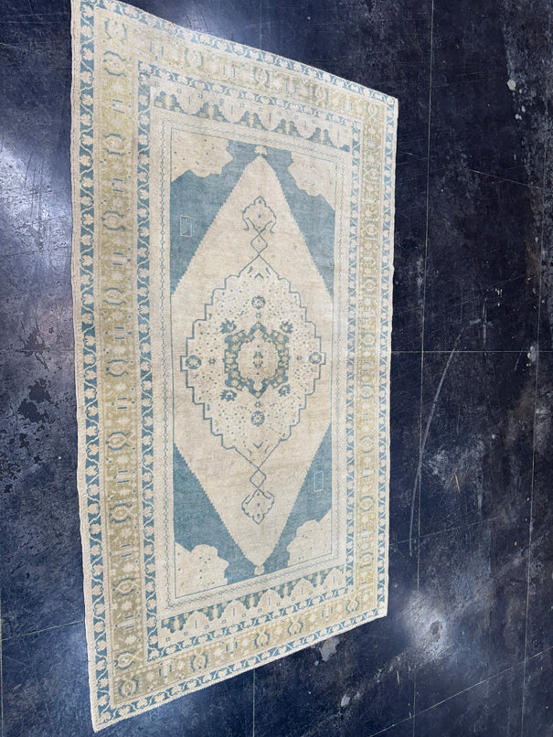 Turkish Vintage Rug 4'7'' x 7'11'' #13021
