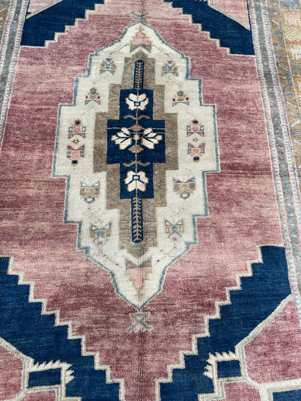 Turkish Vintage Rug 5'1'' x 8'1'' #13018