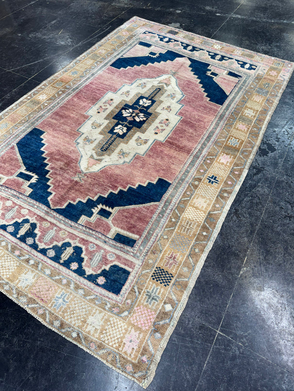 Turkish Vintage Rug 5'1'' x 8'1'' #13018