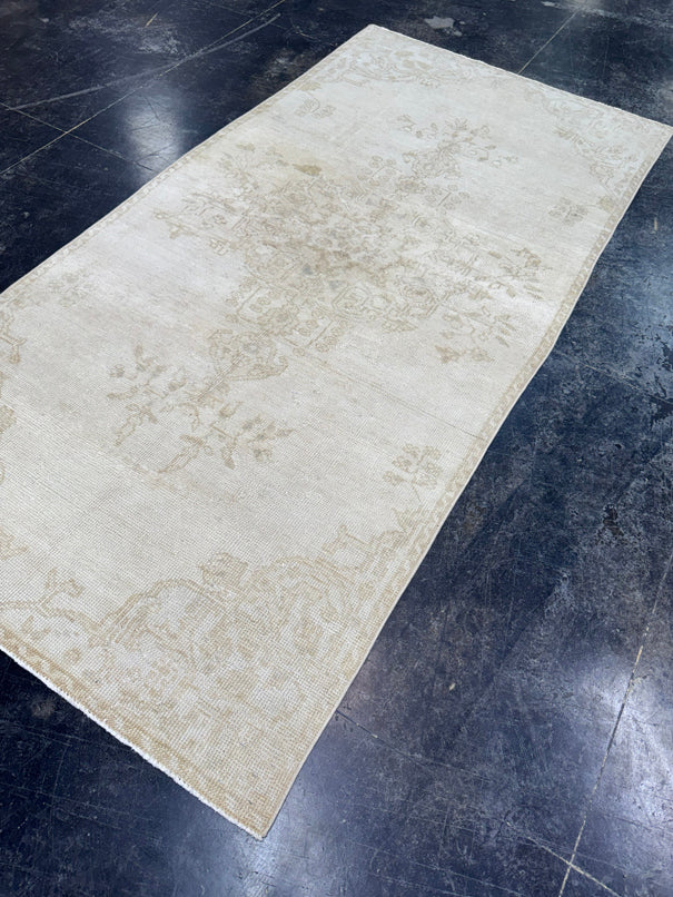 Turkish Vintage Rug 3'7'' x 7'4'' #13019