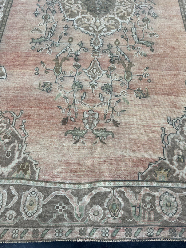 Turkish Vintage Rug 5'6'' x 8'10'' #13004