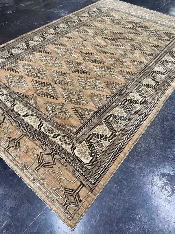 Turkish Vintage Rug 6'10'' x 11' #24897
