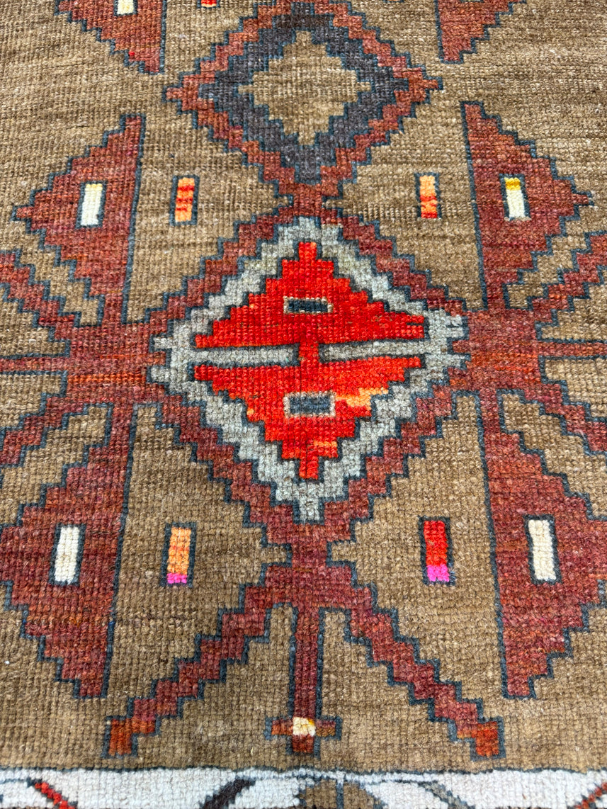 Turkish Vintage Rug 2'9'' x 4'1'' #24901