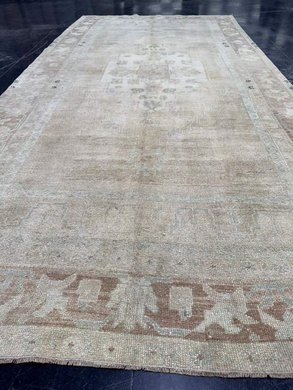 Turkish Vintage Rug 5'1'' x 10'7'' #24618