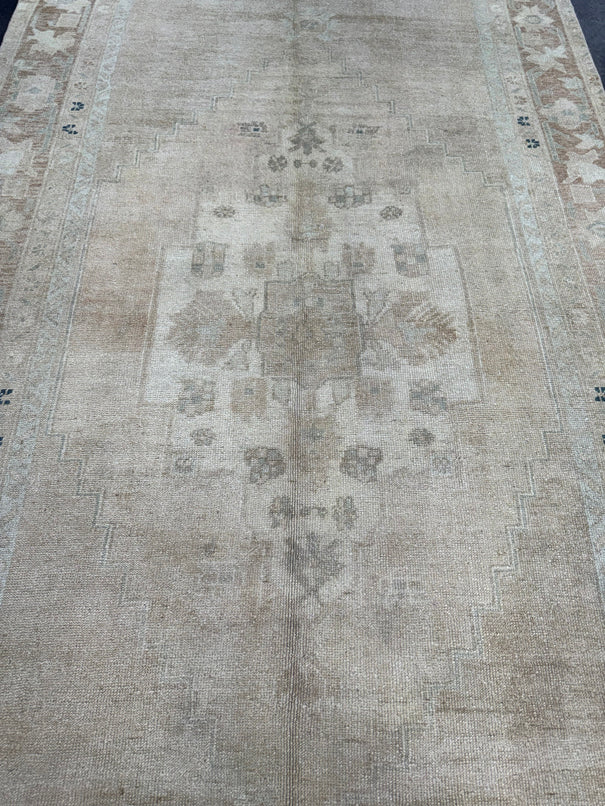 Turkish Vintage Rug 5'1'' x 10'7'' #24618
