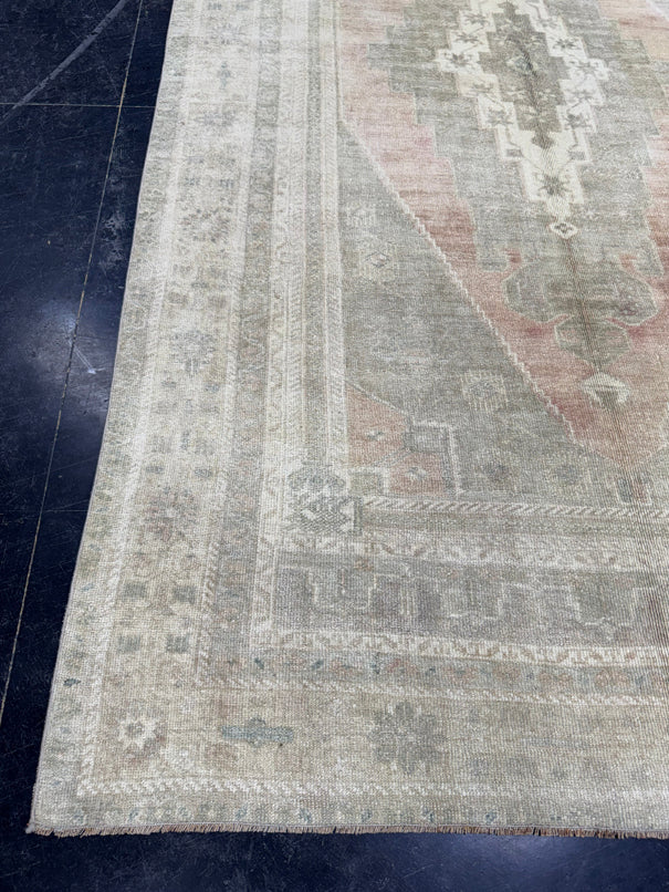 Turkish Vintage Rug 5'6'' x 10'1'' #24621