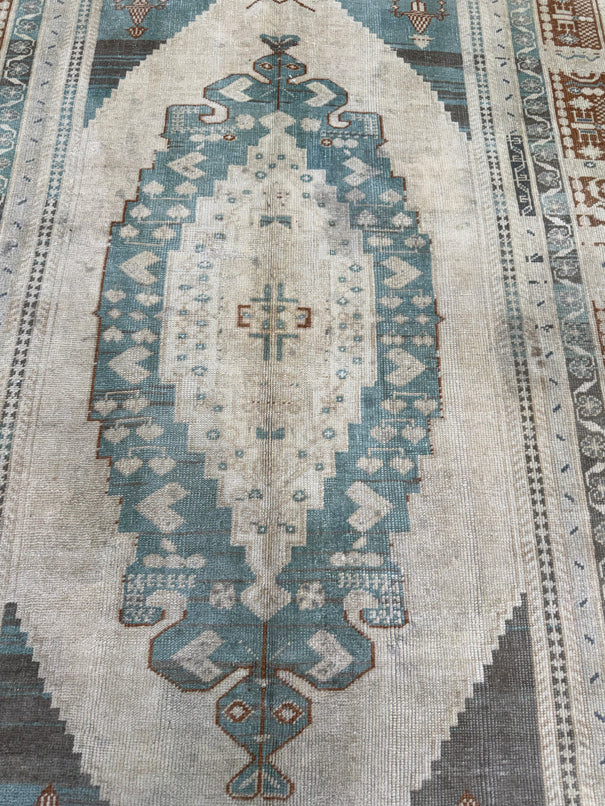 Turkish Vintage Rug 5' x 9'4'' #24634