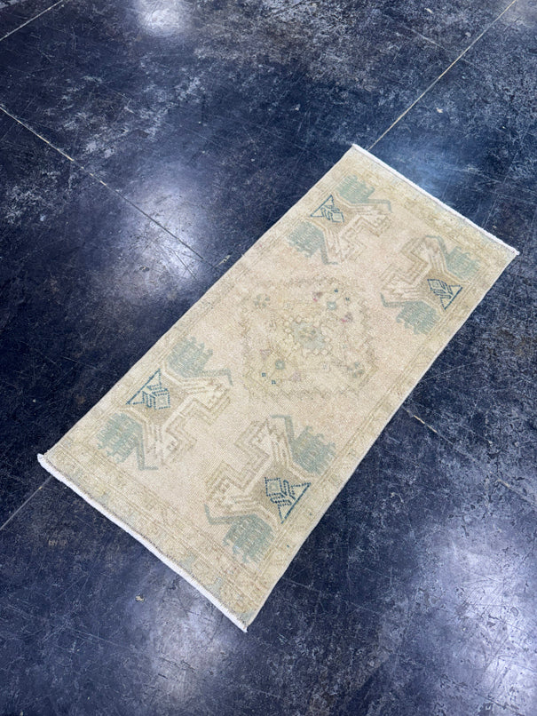 Turkish Mini Rug Oriental Hand Knotted Vintage Rug  1'6'' x  3'1'' #12253