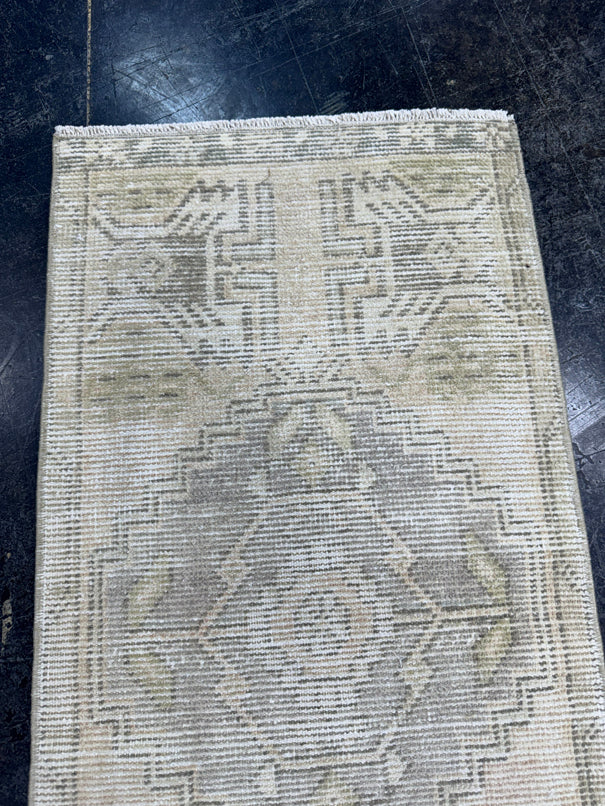 Turkish Mini Rug Oriental Hand Knotted Vintage Rug  1'5'' x  3'1'' #12237