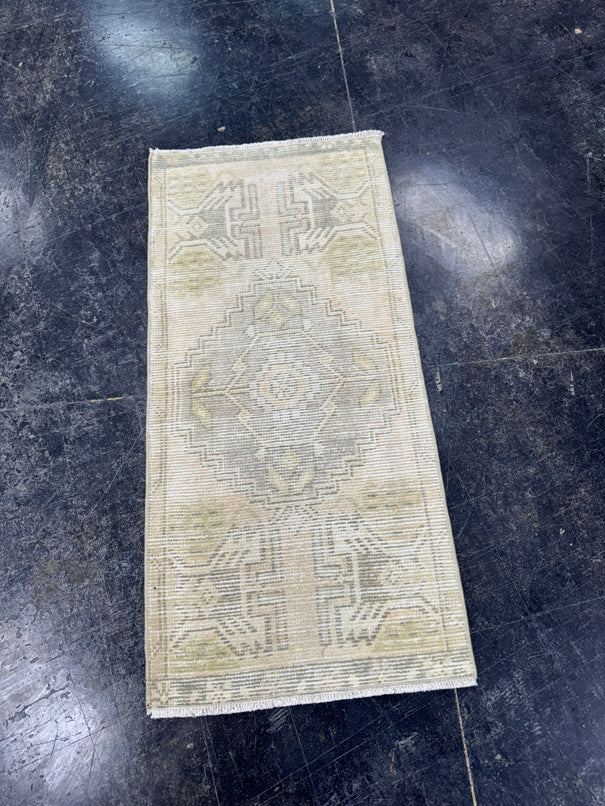 Turkish Mini Rug Oriental Hand Knotted Vintage Rug  1'5'' x  3'1'' #12237