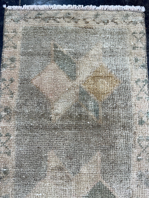 Turkish Mini Rug Oriental Hand Knotted Vintage Rug  1'4'' x  3'4'' #12223