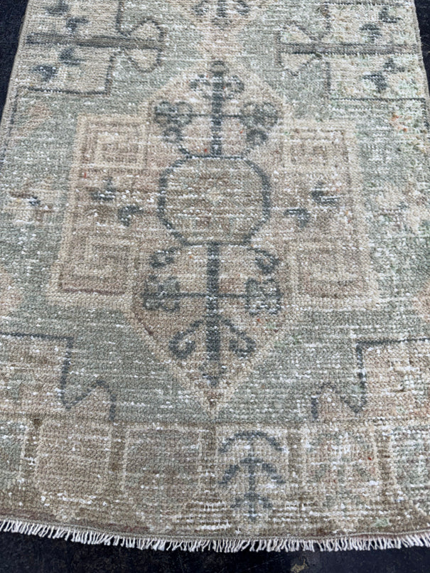 Turkish Mini Rug Oriental Hand Knotted Vintage Rug  1'7'' x  3'3'' #12220