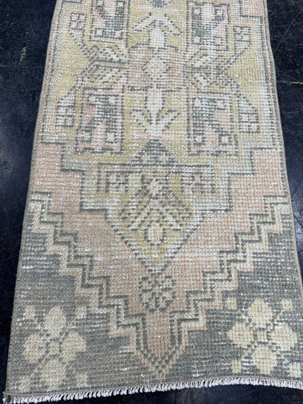 Turkish Mini Rug Oriental Hand Knotted Vintage Rug  1'5'' x  3'2'' #12212