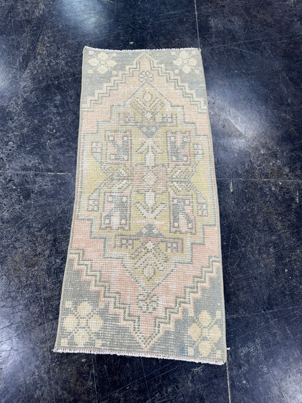 Turkish Mini Rug Oriental Hand Knotted Vintage Rug  1'5'' x  3'2'' #12212