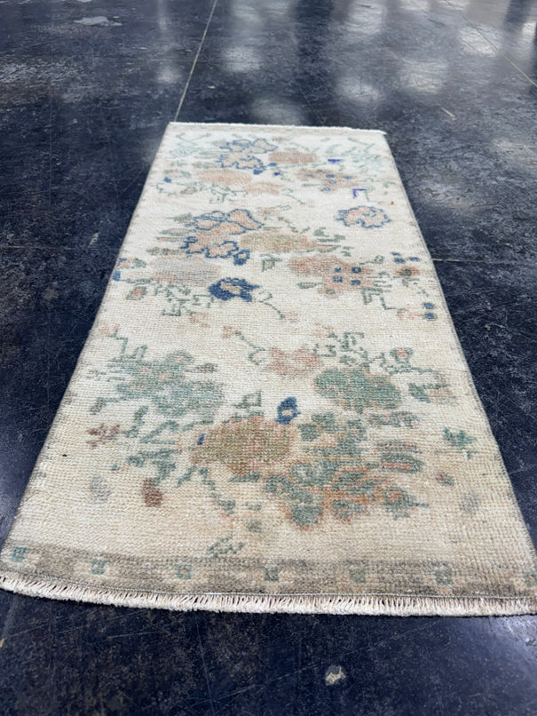 Turkish Mini Rug Oriental Hand Knotted Vintage Rug  1'6'' x  3'2'' #12208