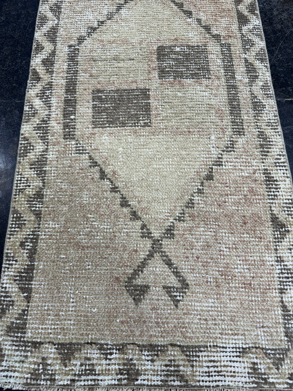 Turkish Mini Rug Oriental Hand Knotted Vintage Rug  1'8'' x  3'2'' #12205