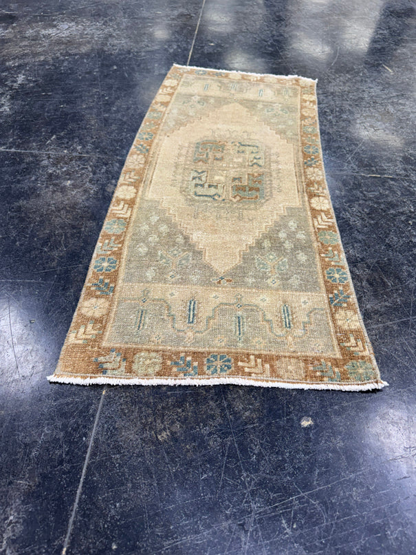 Turkish Mini Rug Oriental Hand Knotted Vintage Rug  1'5'' x  3'3'' #12197