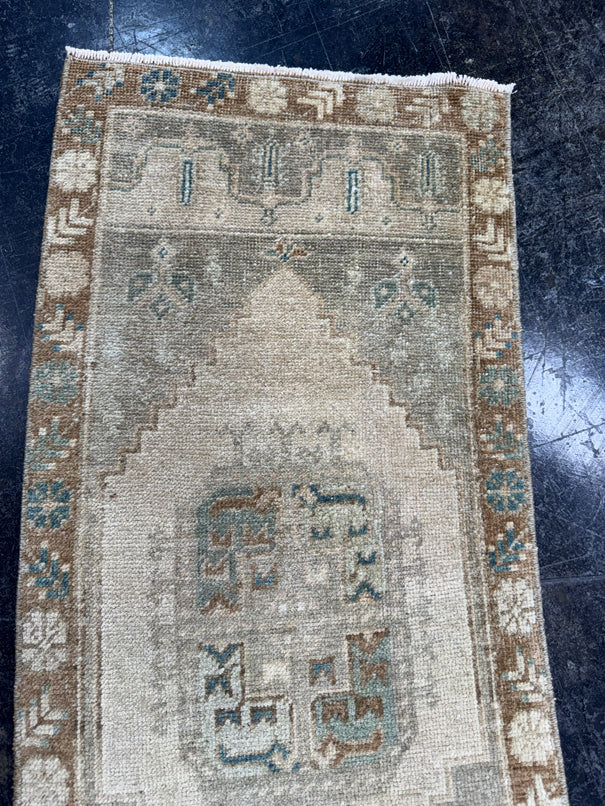 Turkish Mini Rug Oriental Hand Knotted Vintage Rug  1'5'' x  3'3'' #12197