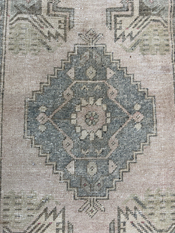 Turkish Mini Rug Oriental Hand Knotted Vintage Rug  1'8'' x  3'2'' #12166