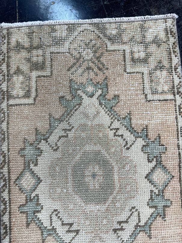 Turkish Mini Rug Oriental Hand Knotted Vintage Rug  1'5'' x  2'9'' #12142