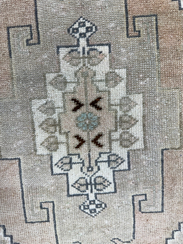 Turkish Mini Rug Oriental Hand Knotted Vintage Rug  1'6'' x  2'10'' #12131