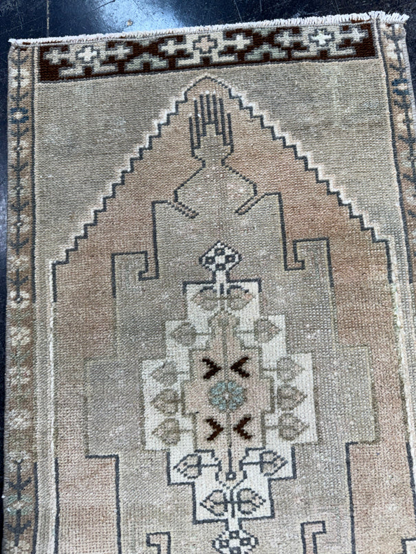 Turkish Mini Rug Oriental Hand Knotted Vintage Rug  1'6'' x  2'10'' #12131
