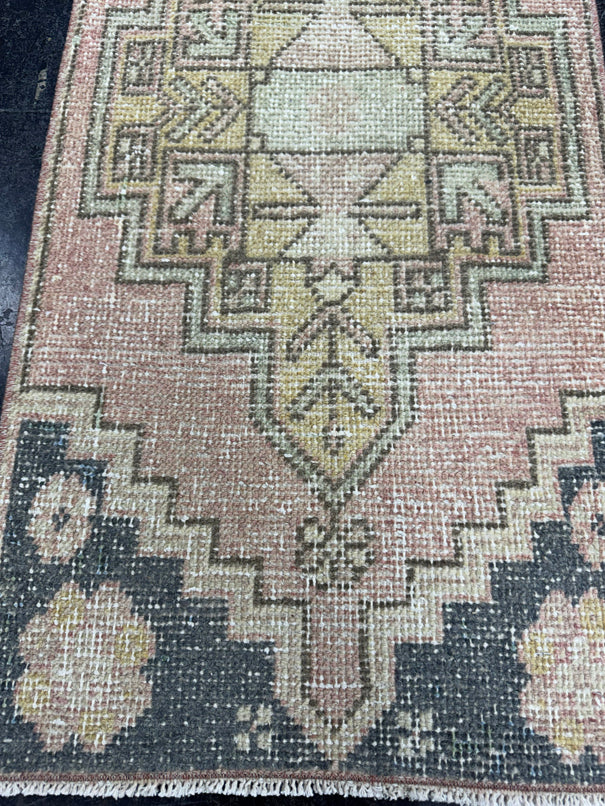Turkish Mini Rug Oriental Hand Knotted Vintage Rug  1'7'' x  3'2'' #12124