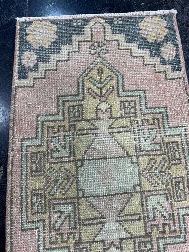 Turkish Mini Rug Oriental Hand Knotted Vintage Rug  1'7'' x  3'2'' #12124