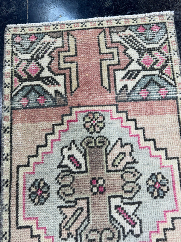 Turkish Mini Rug Oriental Hand Knotted Vintage Rug  1'6'' x  2'11'' #12123