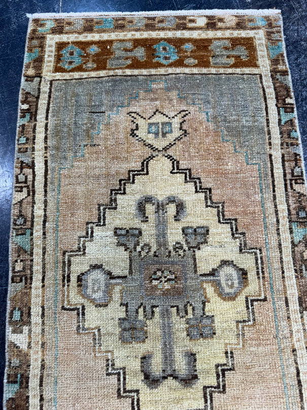 Turkish Mini Rug Oriental Hand Knotted Vintage Rug  1'6'' x  3'3'' #12101