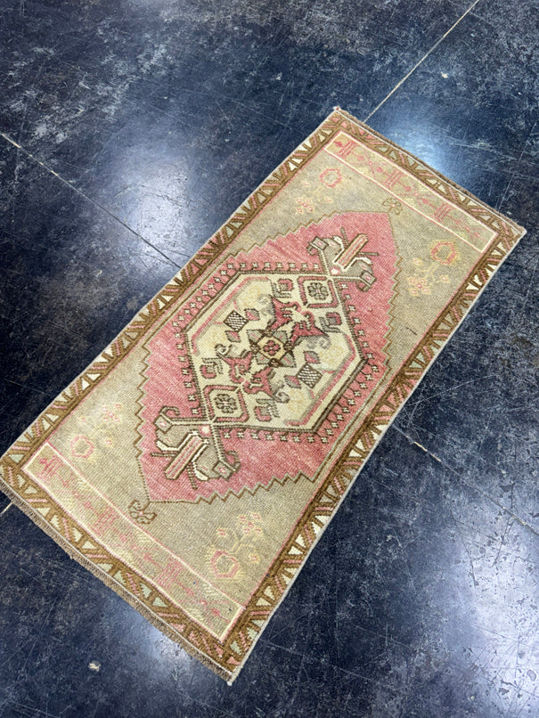 Turkish Mini Rug Oriental Hand Knotted Vintage Rug  1'6'' x  3'1'' #12098