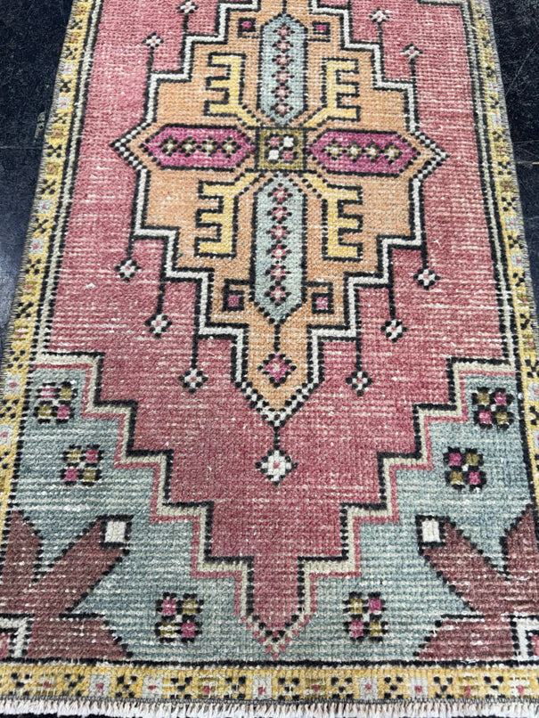 Turkish Mini Rug Oriental Hand Knotted Vintage Rug  1'7'' x  3'2'' #12096