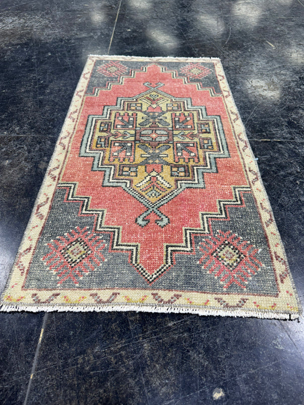 Turkish Mini Rug Oriental Hand Knotted Vintage Rug  1'7'' x  2'11'' #12085