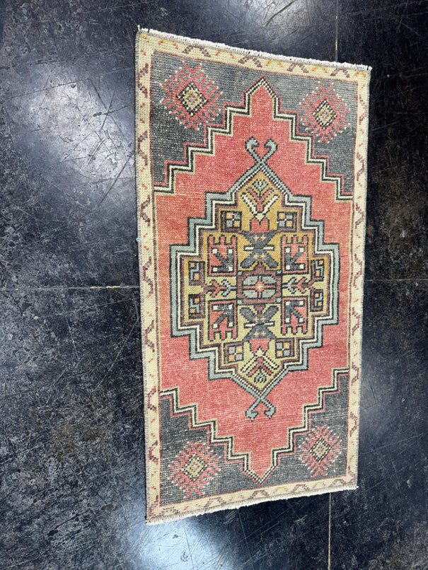 Turkish Mini Rug Oriental Hand Knotted Vintage Rug  1'7'' x  2'11'' #12085