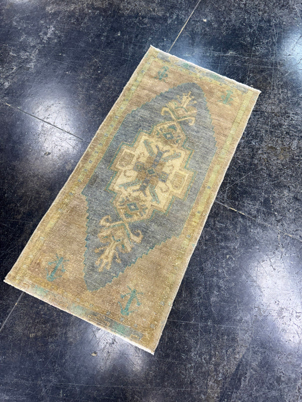 Turkish Mini Rug Oriental Hand Knotted Vintage Rug  1'6'' x  3'2'' #12065