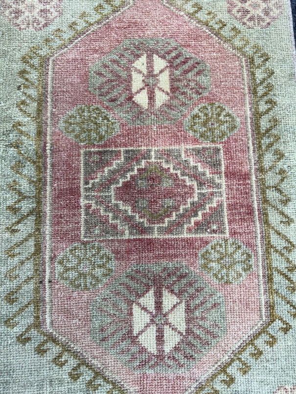 Turkish Mini Rug Oriental Hand Knotted Vintage Rug  1'5'' x  2'8'' #12069