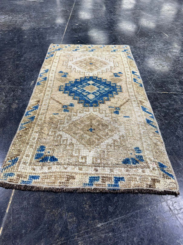 Turkish Mini Rug Oriental Hand Knotted Vintage Rug  1'5'' x  2'7'' #12058