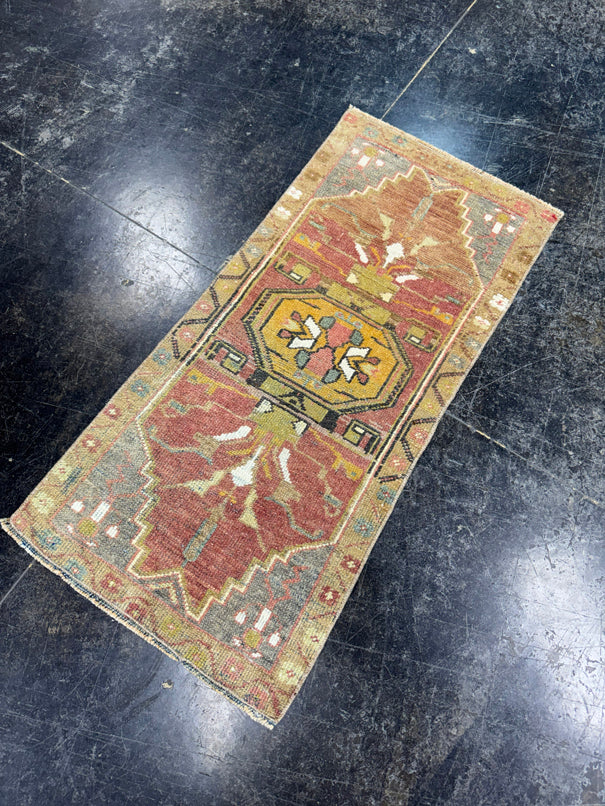 Turkish Mini Rug Oriental Hand Knotted Vintage Rug  1'6'' x  3'2'' #12053