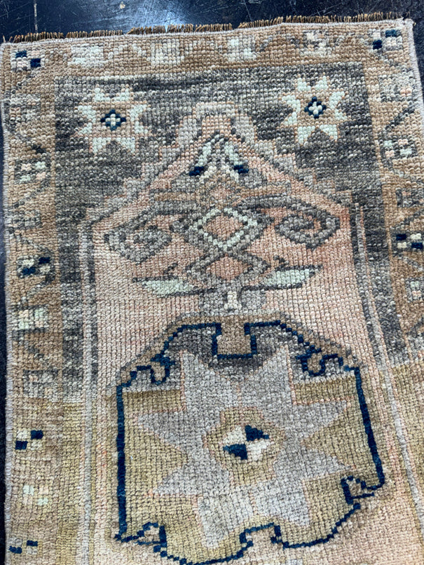 Turkish Mini Rug Oriental Hand Knotted Vintage Rug  1'7" x  2'6'' #12007