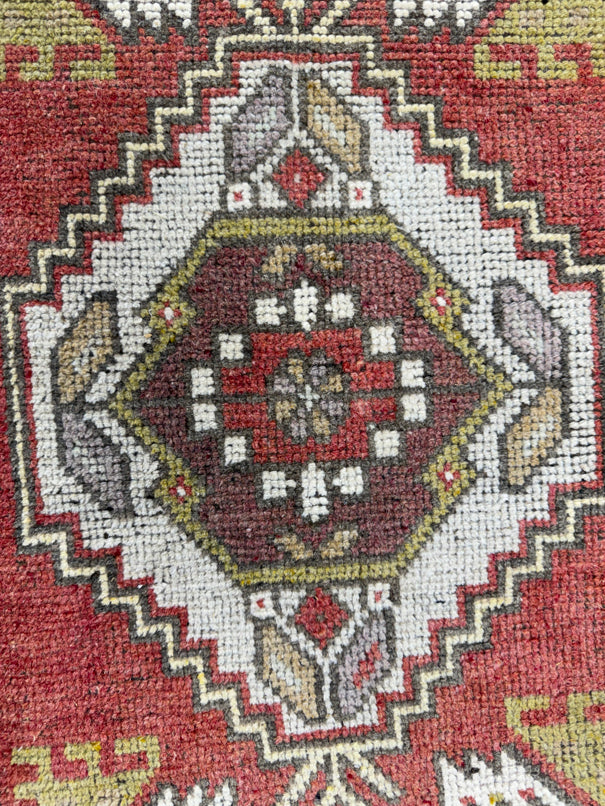 Turkish Mini Rug Oriental Hand Knotted Vintage Rug  1'7" x  3'2'' #12010