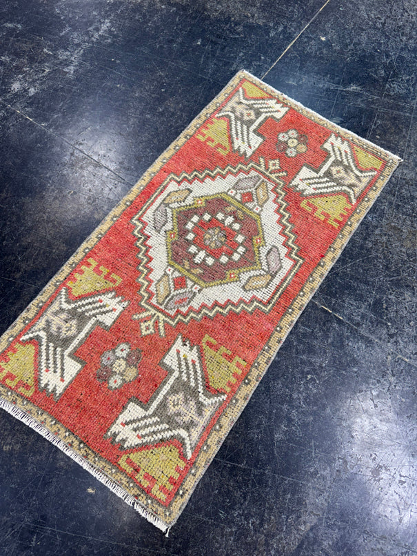 Turkish Mini Rug Oriental Hand Knotted Vintage Rug  1'7" x  3'2'' #12010