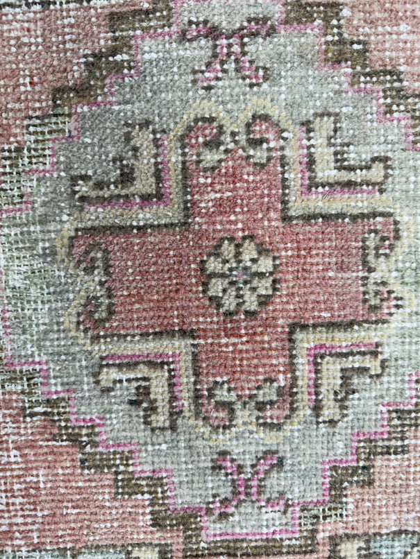 Turkish Mini Rug Oriental Hand Knotted Vintage Rug  1'6" x  3'2'' #12012