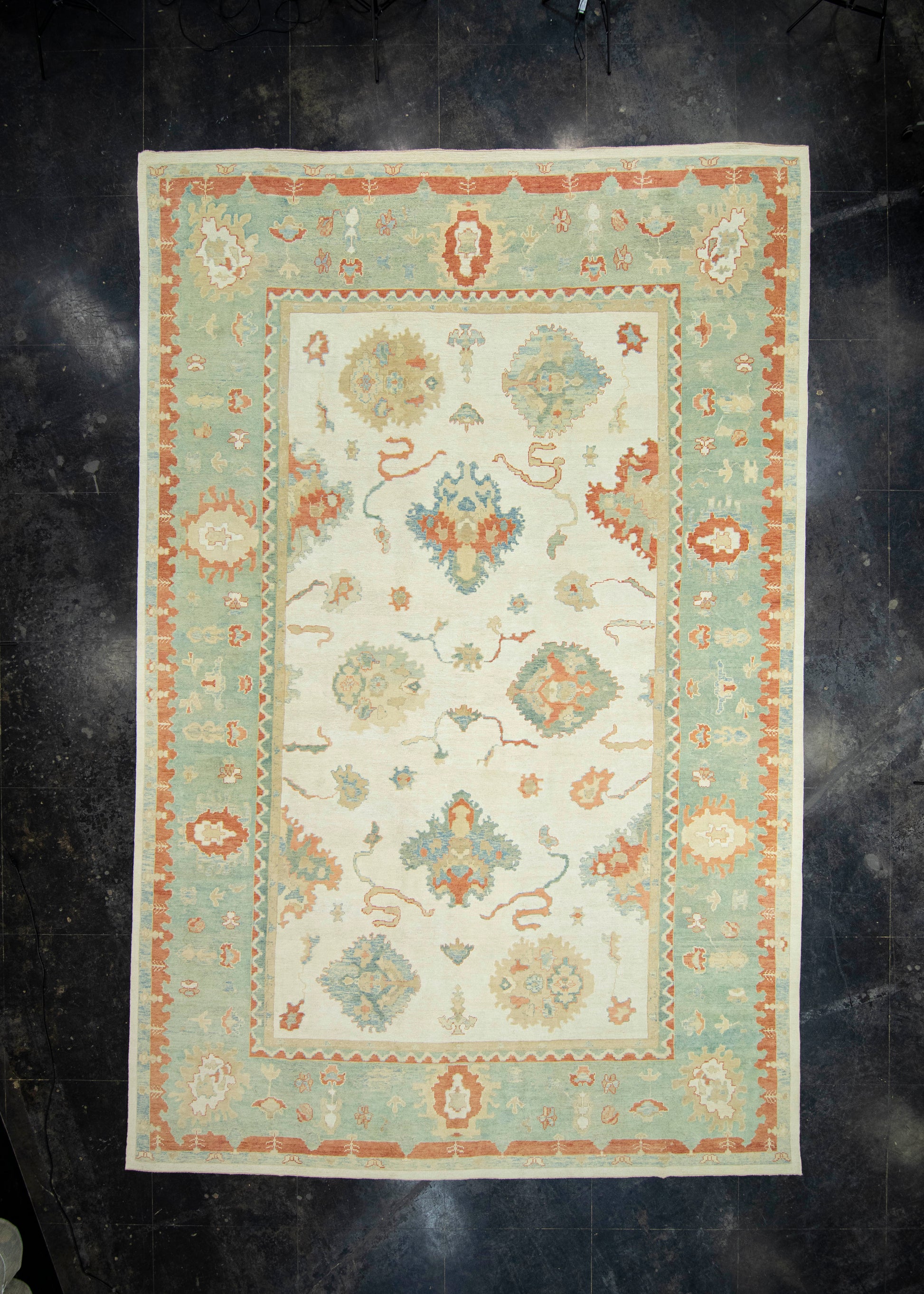 Turkish Oushak Rug 13'7" x 20'8" #18525