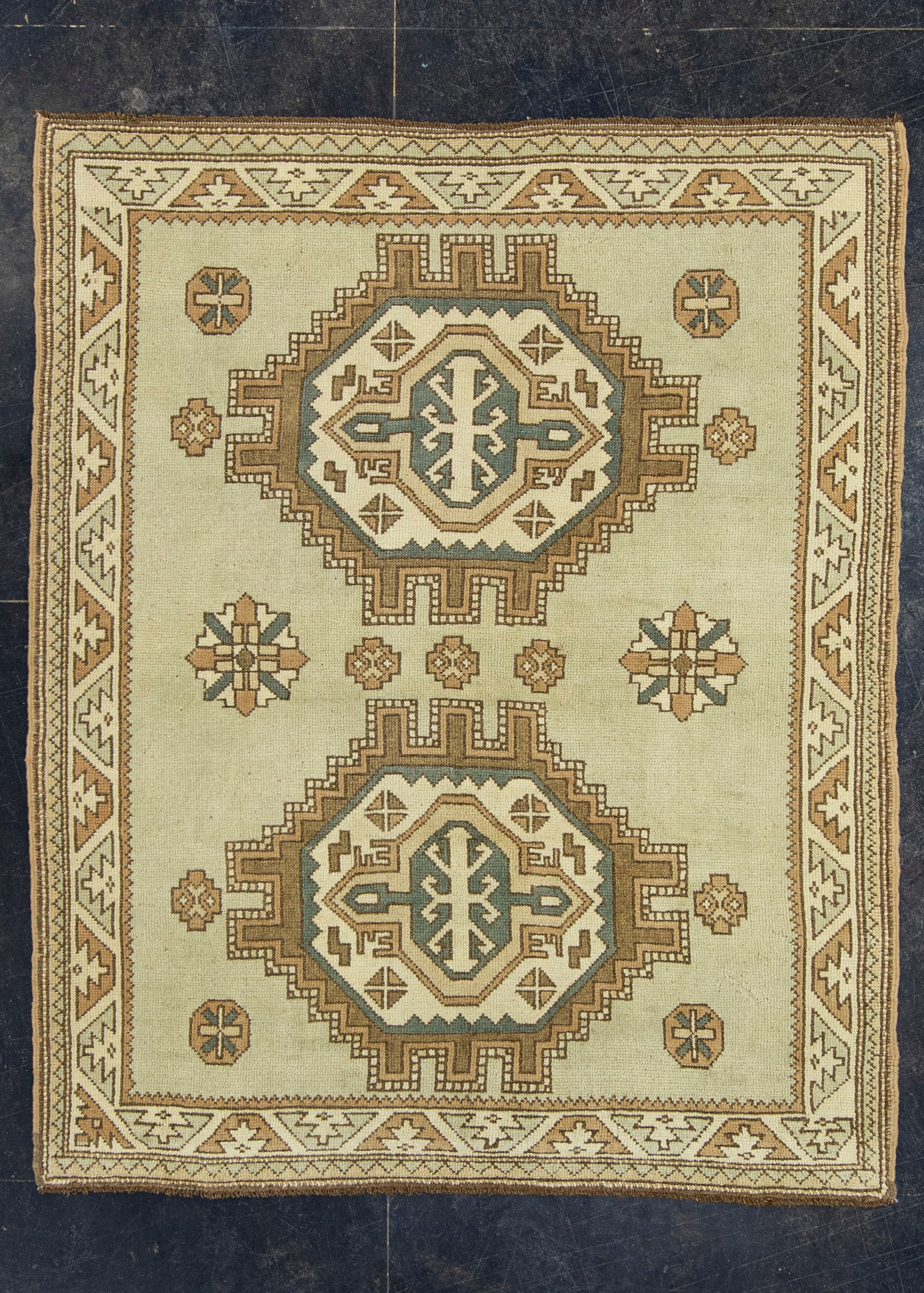 Turkish Vintage Anatolian Rug 4'6" x 5'6" #17111