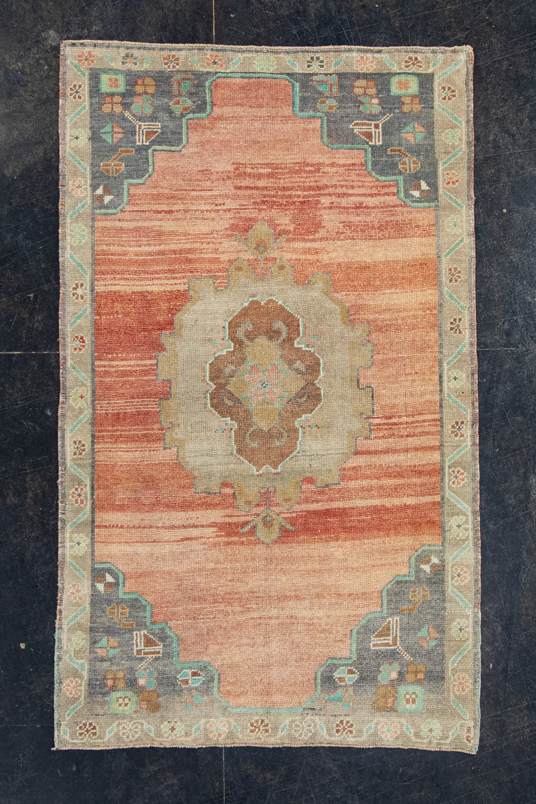 Turkish Vintage Rug 3'5" x 5'9" #17419