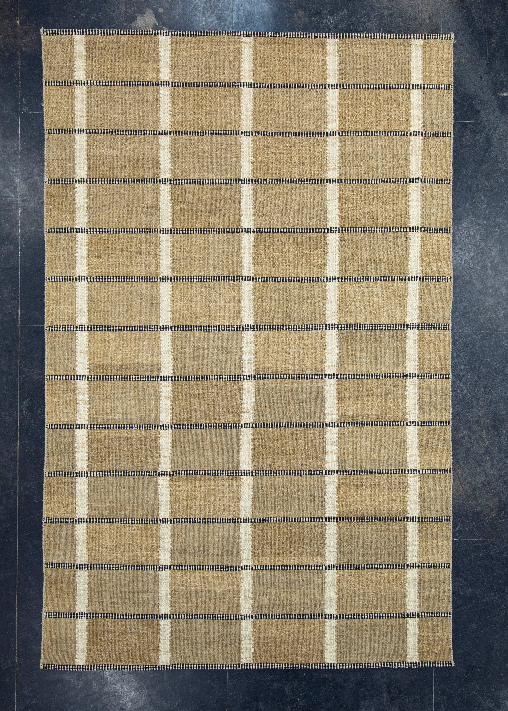 Scandinavian Kilim 5'9" x 9'1" #17659