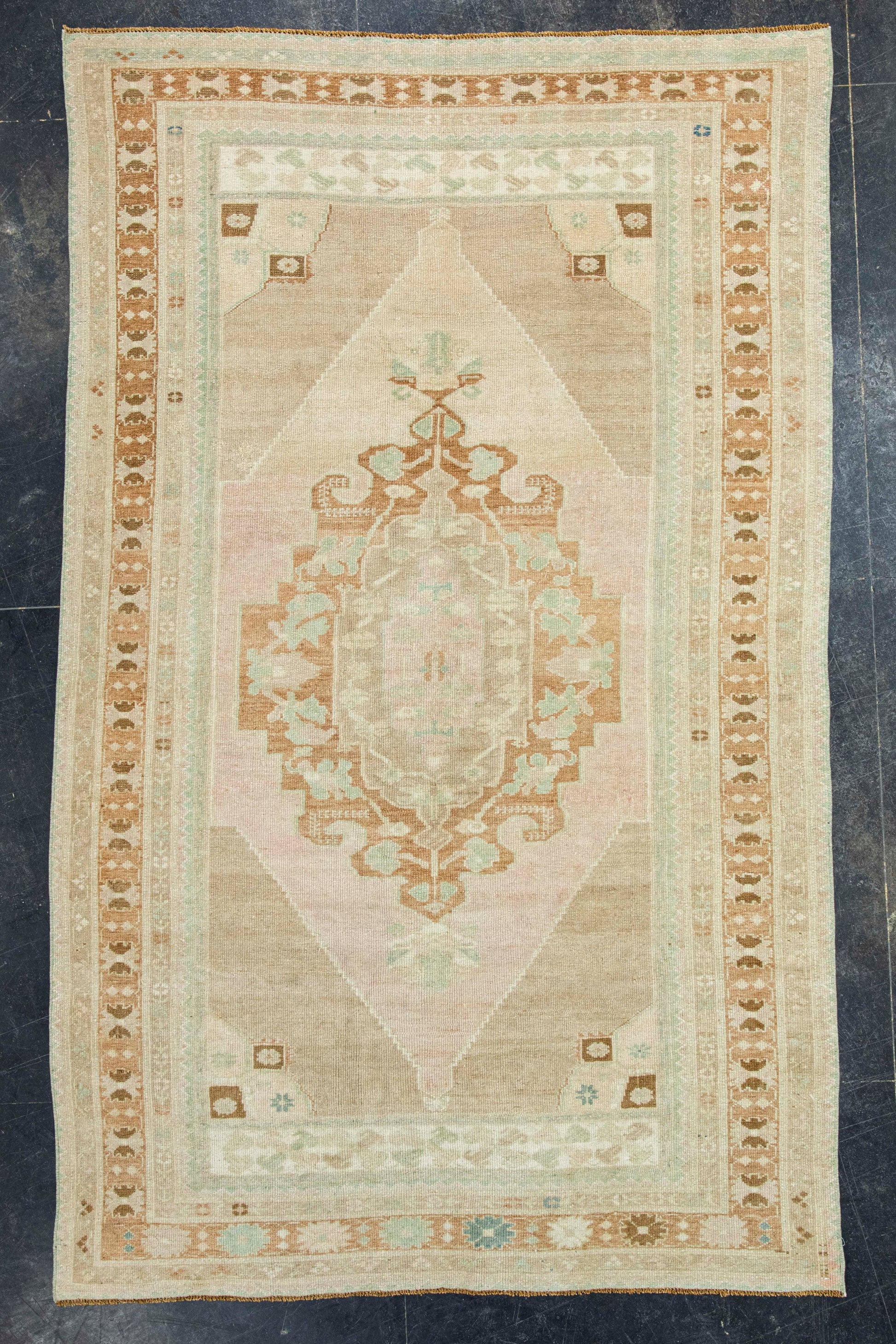 Turkish Vintage Rug 4'8" x 7'7" #20608
