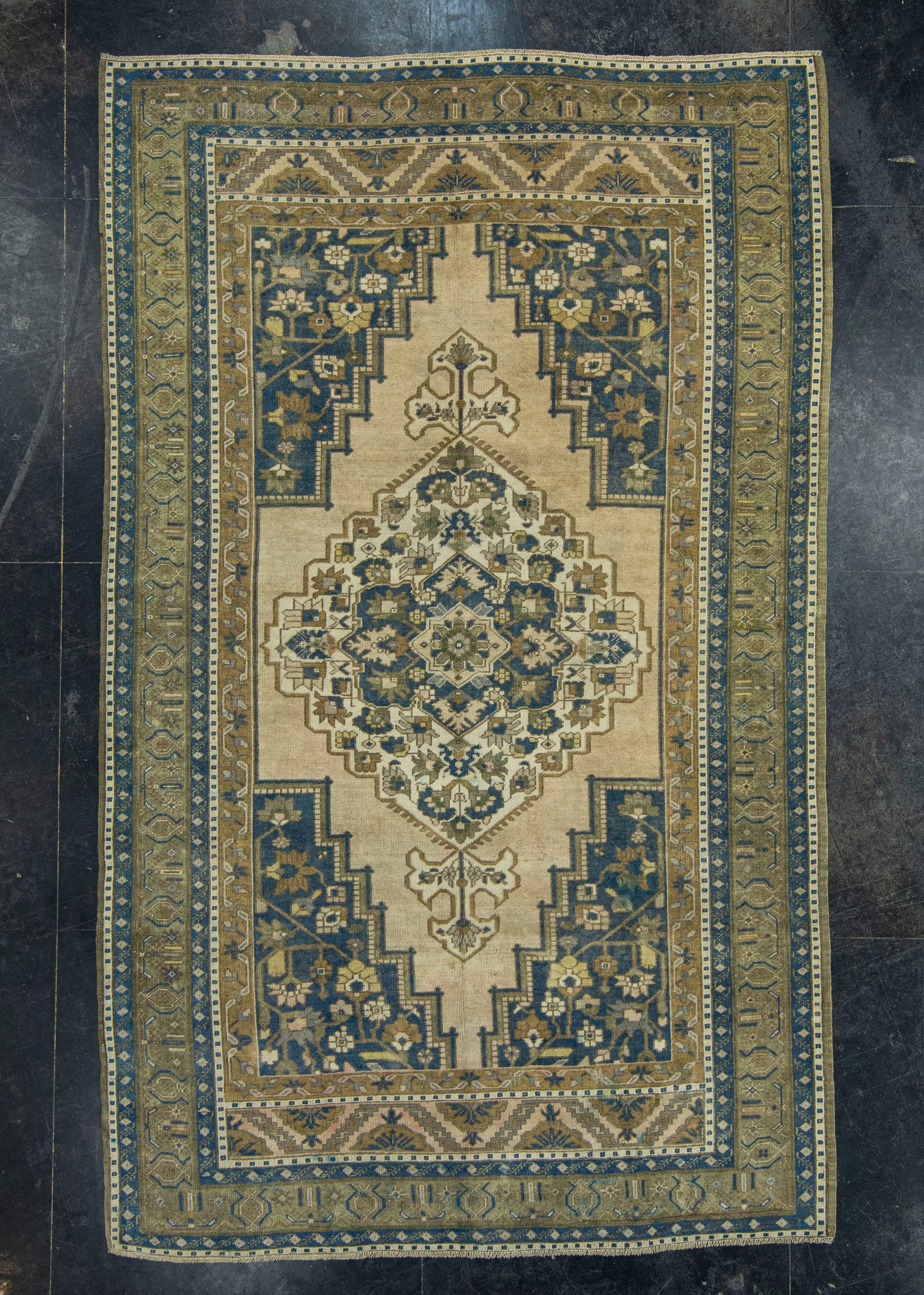 Turkish Vintage Rug 5'11" x 9'8" #20694