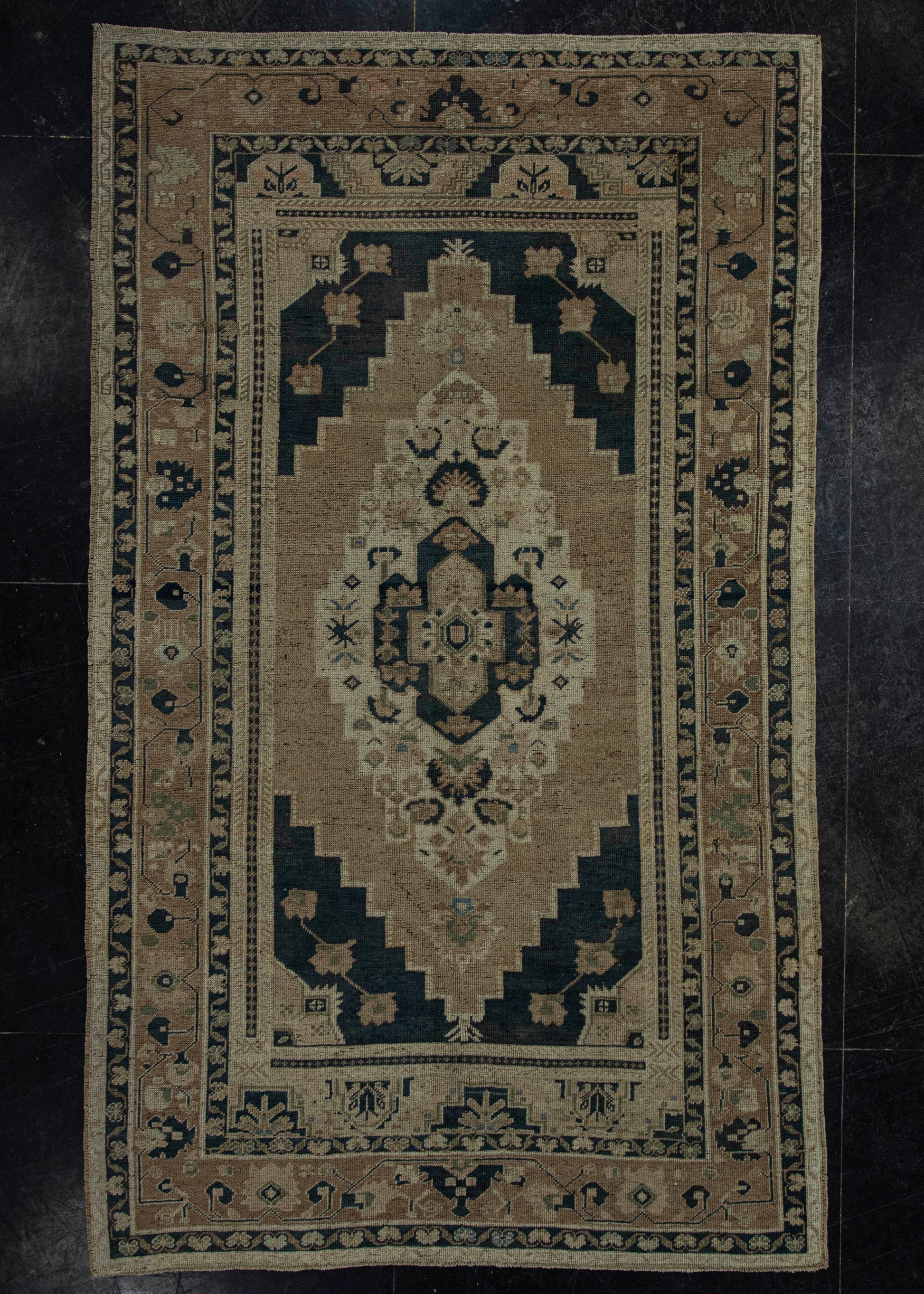 Turkish Vintage Rug 4'11" x 8'4" #20707
